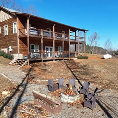 Rustic Moose Retreat | Mountain Views • Hot Tub • Pet Friendly • Minutes to Blue Ridge & Ocoee River + FREE Daily Activities