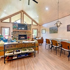 The Deerpath | ADA-Friendly Blue Ridge Cabin | 4BR • Hot Tub • Pets • Mountain Getaway