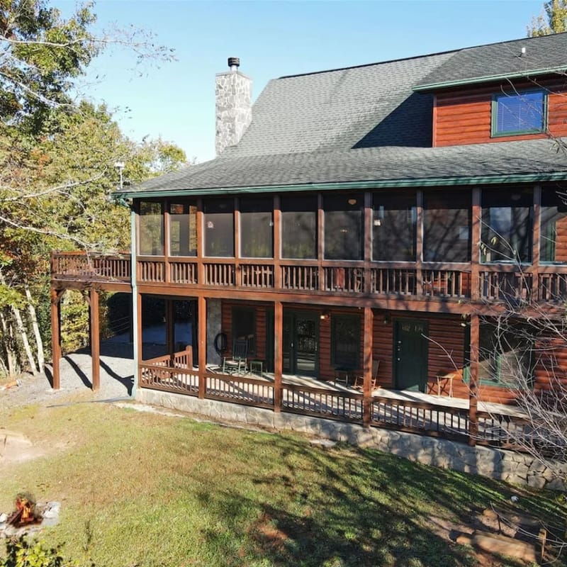 Dream Catcher-luxury cabin-hot tub-pets ok- View-Pool Table-Wi-Fi-firepit